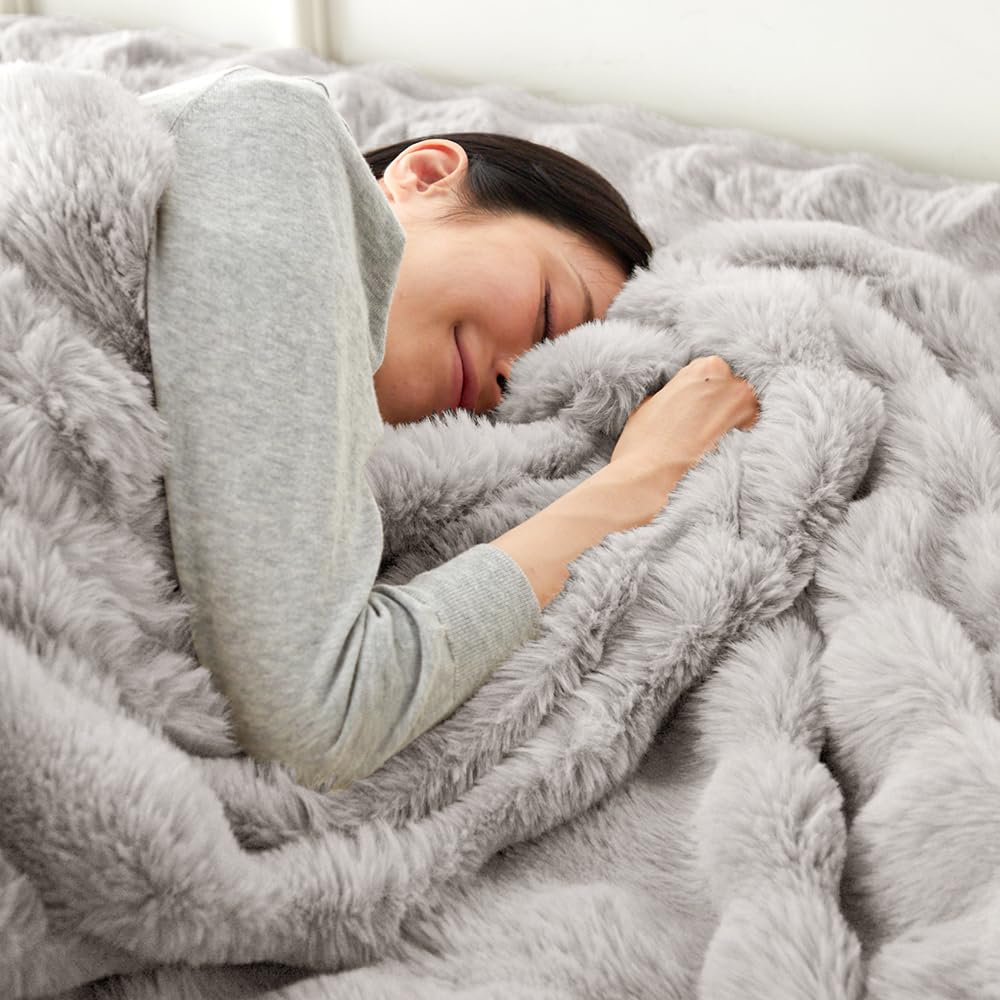 アイリスプラザ もこふわ毛布 ブランケット ずっと触れていたいタッチ感が癖になる2枚合わせのひざ掛け毛布 安心の低ホルムアルデヒド 静電気防止加工 セミダブル ライトグレー