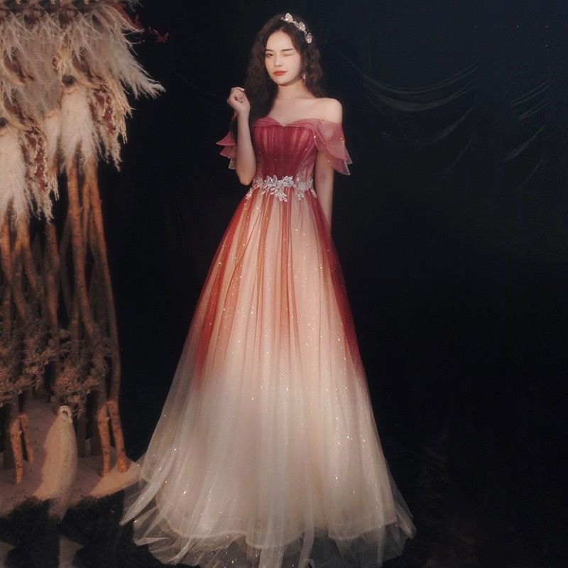 バンケットイブニングドレス 2025 結婚式乾杯ドレス花嫁婚約ドレス女性誕生日美術試験ホスト ウェディングドレス