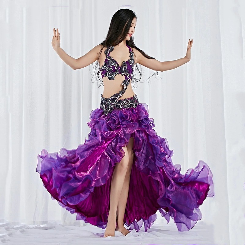 【SNS大人気】ベリーダンス衣装3点セットスパンコールコスチュームレディース 演出高級感社交ダンスダンス服 ストレッチお洒落