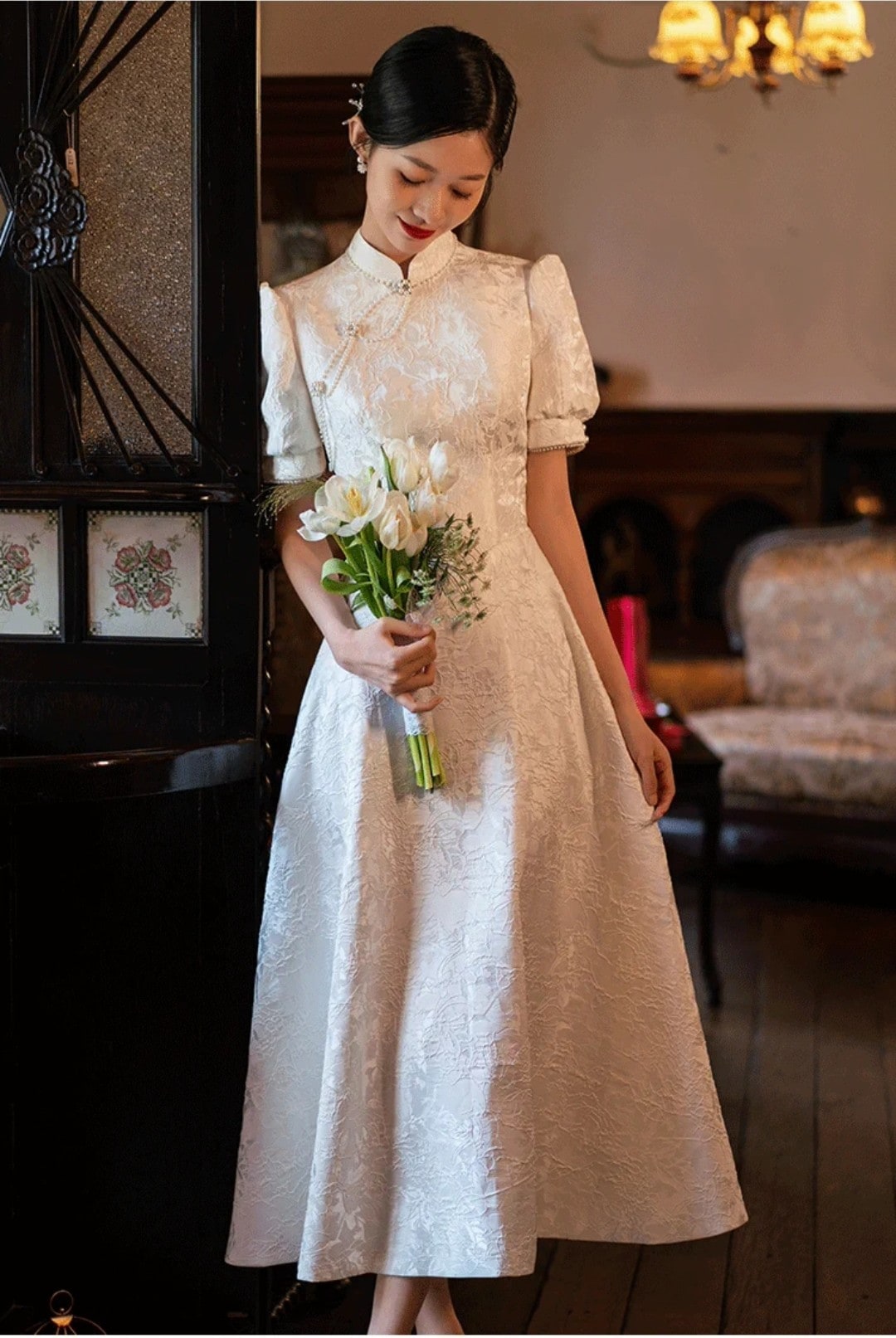 レースのドレス 半袖 真珠飾り チャイナドレスの襟 卒業式 結婚式 二次会 花嫁 披露宴 演奏会 発表会 卒業会 入園式