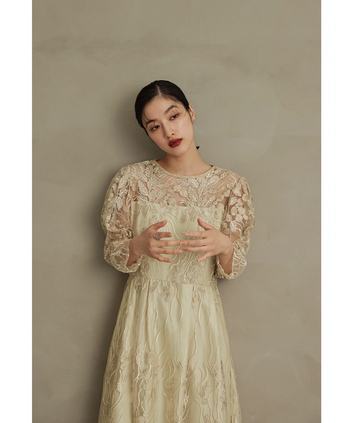 ボタニカル柄刺繍レースドレス パーティードレス 結婚式 花柄 バックリボン フレア ボリューム袖 二の腕カバー お呼ばれ パーティー 二次会 披露宴 謝恩会 成人式 同窓会 卒業式 フォーマル