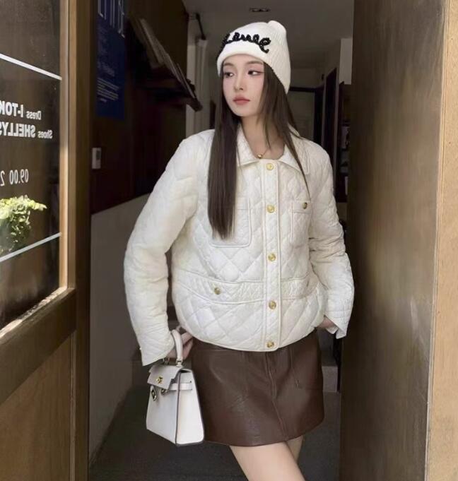 新作 冬 ダウン コート レディース ショート丈 韓国風 お洒落 軽量 ダックダウン シングルブレスト ４色 ホワイト ブラック カーキ ピンク 小柄 折り襟 無地 20代 30代 高級感