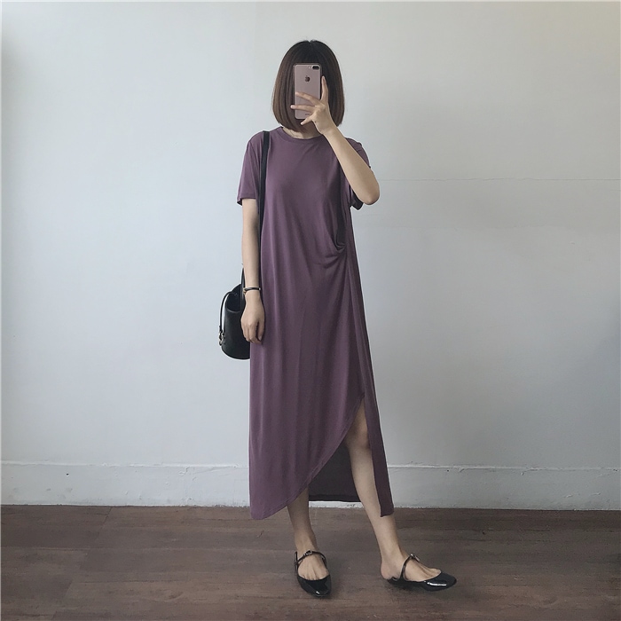 Tシャツワンピース ワンピース フレアワンピース ミモレ ミモレ丈 ロング ロング丈 袖あり 半袖 ラウンドネック フレア かわいい 大人可愛い きれいめ シンプル カジュアル 大人 上品 おしゃれ