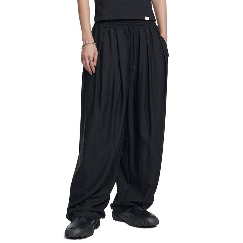 ノマニュアル NOMANUAL R.C ナイロンパンツ - ブラック NMSS62TP01BLK 354562