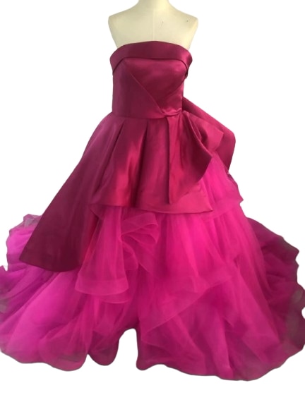 カラードレス ビビッドピンク ベアトップ チュールスカート デザイン感 プリンセスライン 結婚式 前撮り