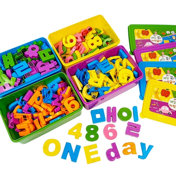毎日必ず磁石文字4点セット / ハングル磁石数字英語253p 5,129円