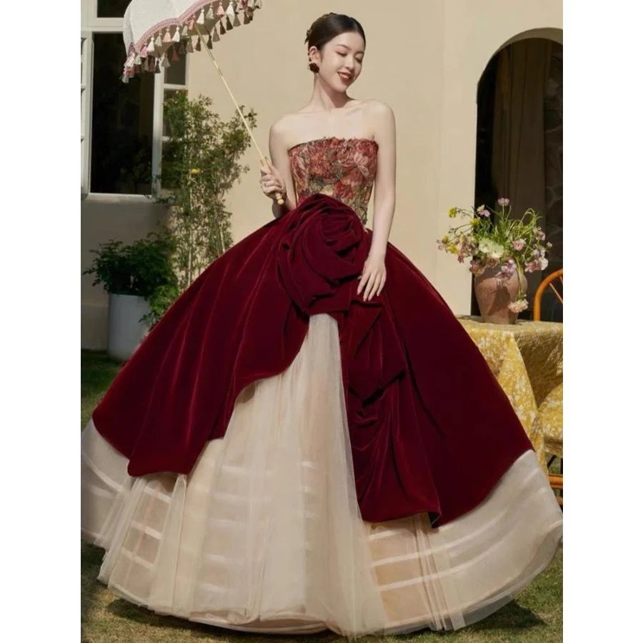 ウエディングドレス パーティードレス カラードレス 花モチーフ 大きいバラ 薔薇 お花 かわいい 結婚式 披露宴 ドレス ロング丈 花嫁 前撮り 後撮り ふわんり ロ30%までに制限