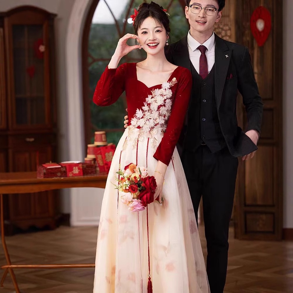 プラスサイズトーストドレス花嫁2024新しいスクエアネック結婚式婚約ドレスファットmmバックドアロングスリムドレス