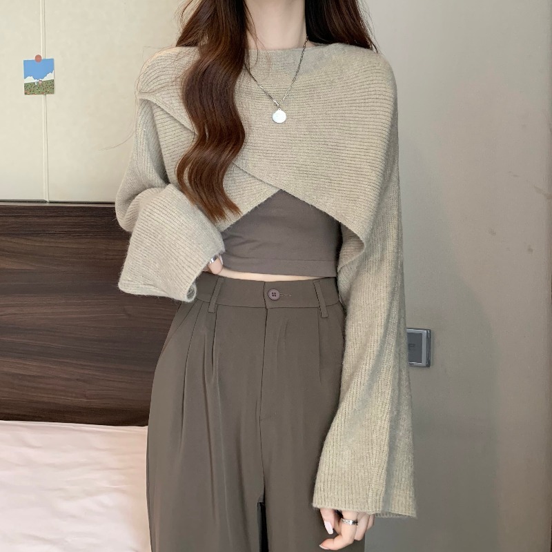 ニットソー セーター ショート丈 レディース 個性的 長袖 ラウンドネック ショールスタイル ニット 可愛い きれいめ お洒落 キュート ルーズ とろみ感 無地 秋 冬 誕生日 クリスマス 5,096円