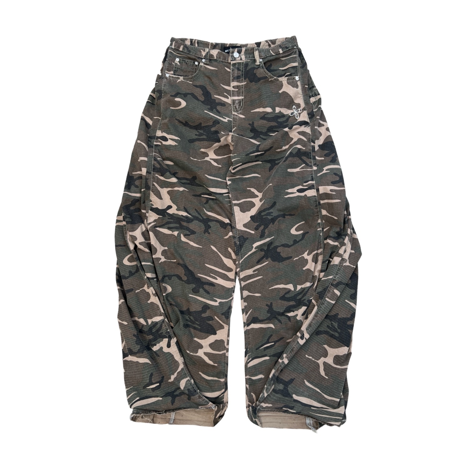 【SURGERY】 SURGERY DOUBLE FOLDING OVER WIDE BAGGY JEANS : CAMOUFLAGE