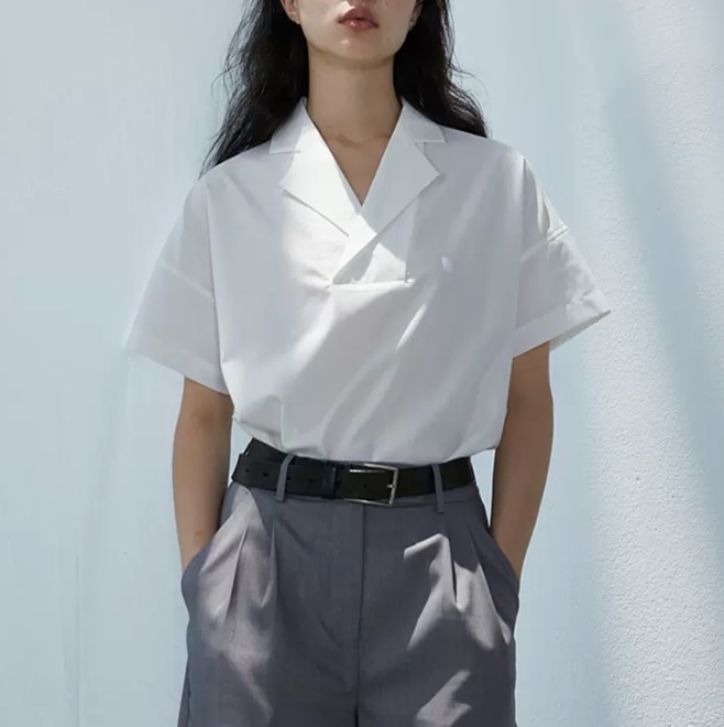 トップス デート シャツ ブラウス カットソー 袖あり 半袖 かわいい 大人可愛い きれいめ シンプル カジュアル 大人 上品 おしゃれ お洒落 主役級 存在感 夏 10代 20代 30代 レディース
