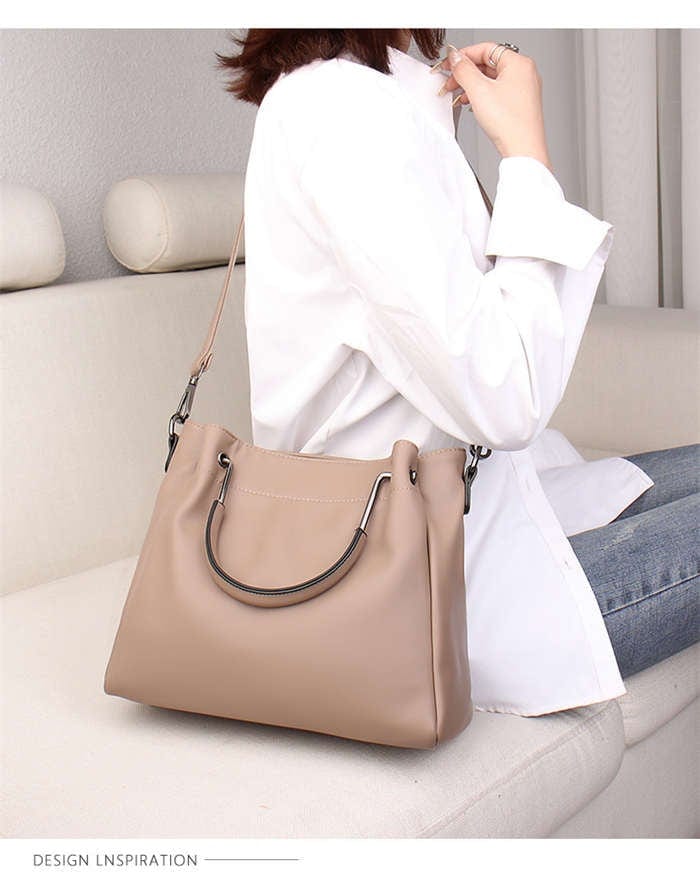 バッグショルダーバッグ2way 秋冬 大きい レディース 大容量 高見え ハンドバッグ ショルダーバッグ 通勤 カバン 鞄 大きめ 通勤通学 トートバッグ 大人 バッグ ファスナー付き 斜めがけバッグ