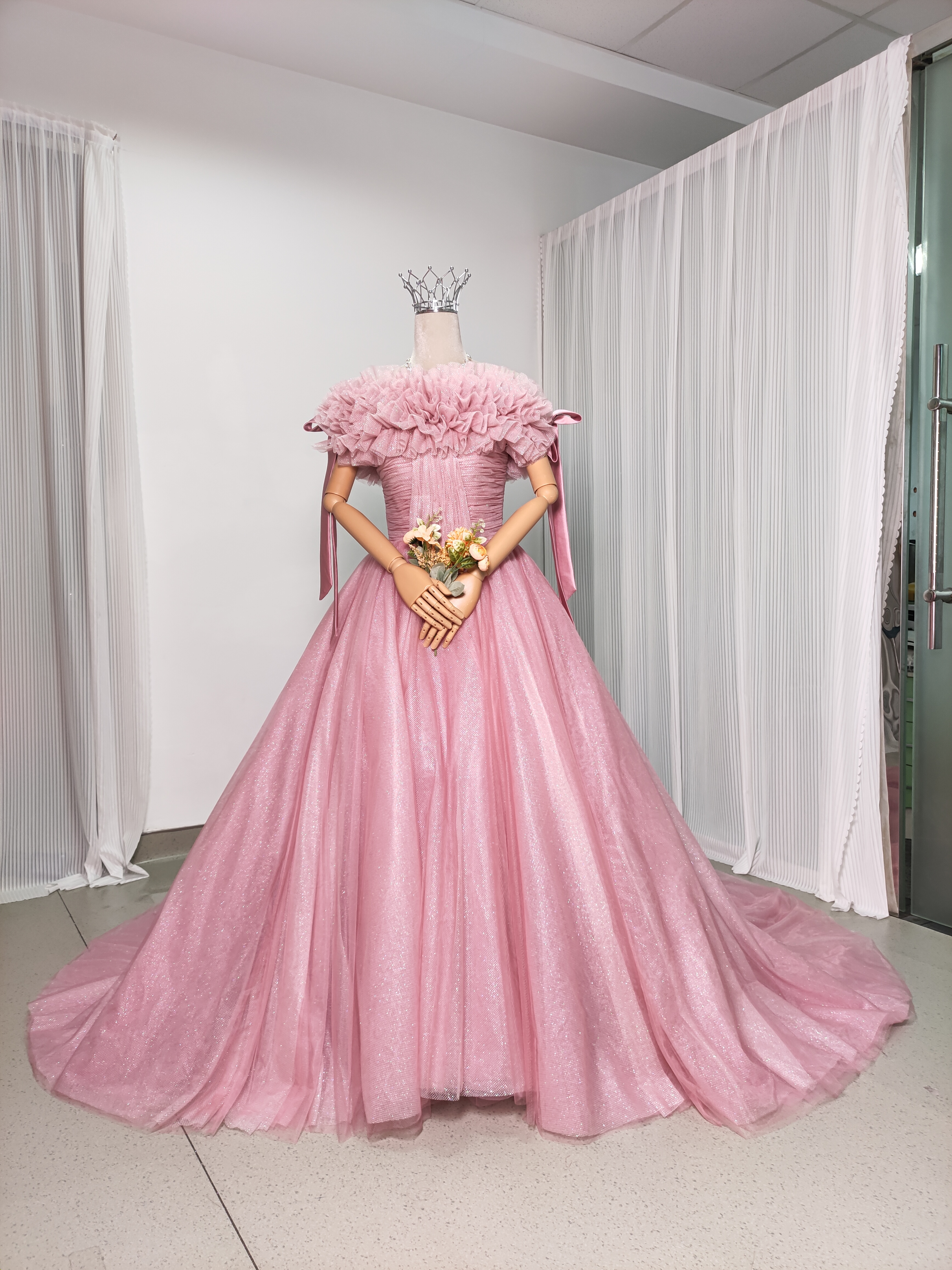 豪華！カラードレス 薄桃色 取り外しオフショルダー キラキラグリッターチュール プリンセスライン 編み上げ 披露宴