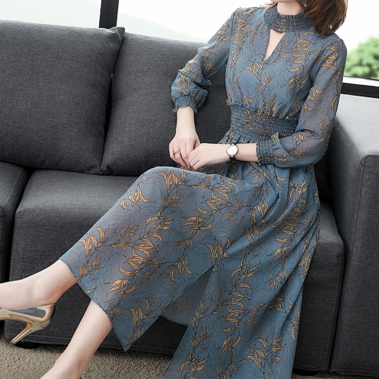 ワンピース レディース フラワープリント 花柄 フレア Aライン ミモレ丈 ミディアム 長袖 七分袖