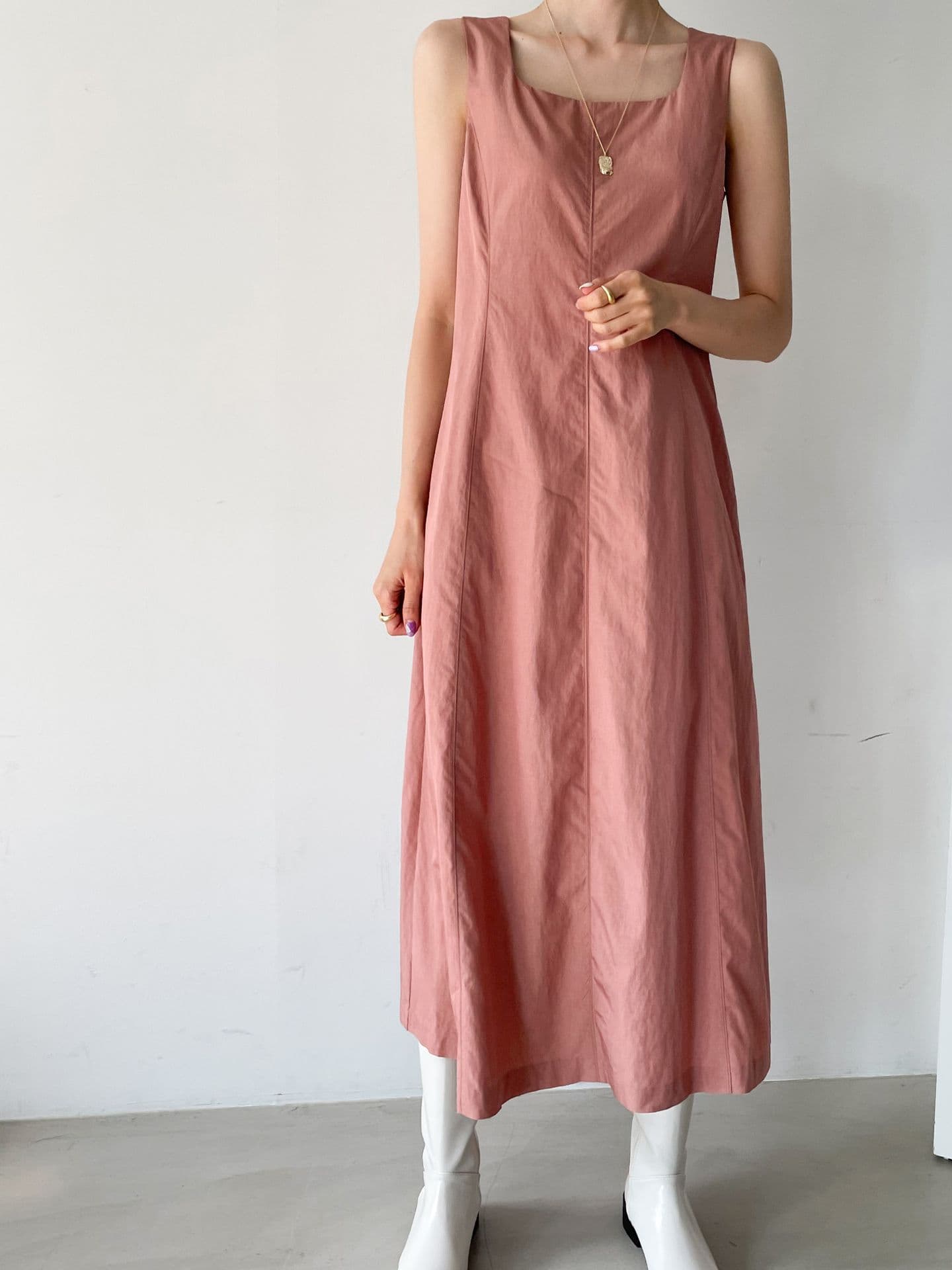 韓国 [WWW] アントワンピース 7,359円