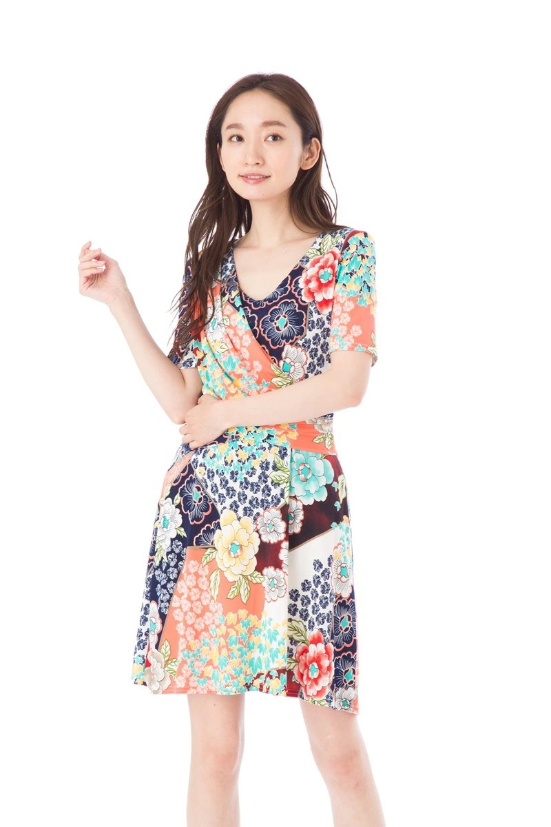 ファス(FAS)ワンピース T1 T2 T3サイズ 半袖 花柄 膝丈 大人ワンピース レディース vネック ジャージー 上品 大きいサイズ　Fille A Suivre