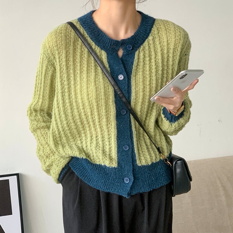 レディース トップス ニット セーター カーディガン 羽織 前開き 長袖 萌袖 襟なし 伸縮性 ボタン かわいい 大人可愛い きれいめ シンプル カジュアル 上品 おしゃれ レトロ こなれ感 ラフ