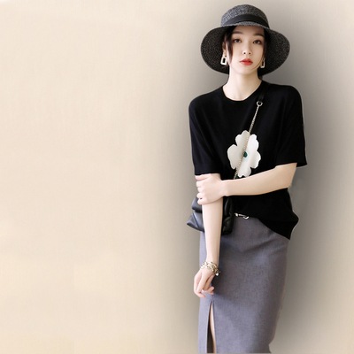 ハイエンド春モデルの婦人服は軽奢な半袖Tシャツ女性2024夏の新型韓国版の小さい香りのニット上着 5,487円