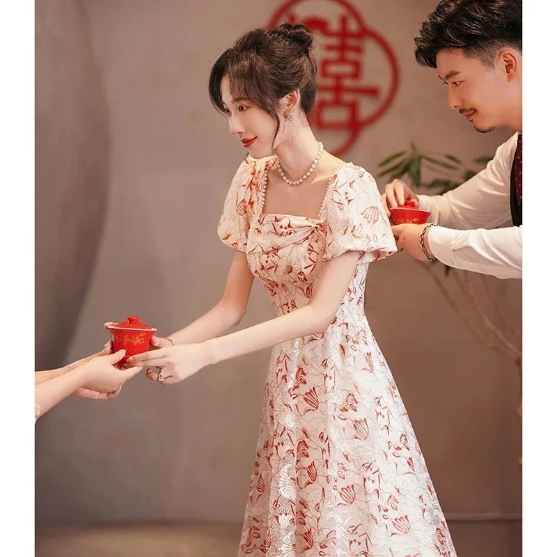 【2枚購入で 3oo円OFF！】乾杯着用2025花嫁ワインレッド花柄着用可能婚約ドレスホームカミングドレスドレス