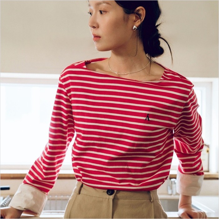 L Rollup Boat Neck Tshirt_Red