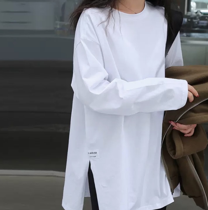 トップス デート Tシャツ カットソー 袖あり 長袖 かわいい 大人可愛い きれいめ シンプル カジュアル 大人 上品 おしゃれ お洒落 主役級 存在感 春 秋 10代 20代 30代 レディース