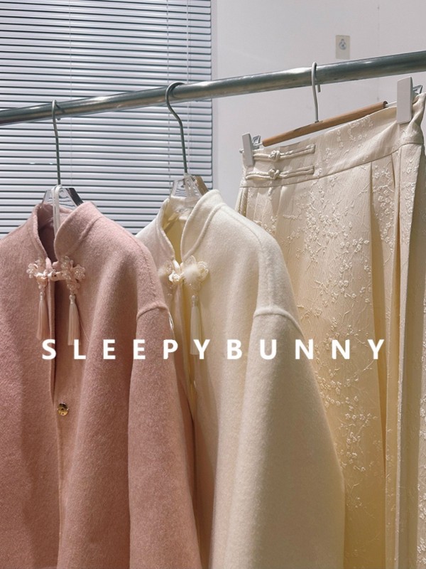 スリーピーラビット「千山夕暮雪」新作中国風ウール両面マント女性用肌着ショートジャケットタッセルとビーズ付き