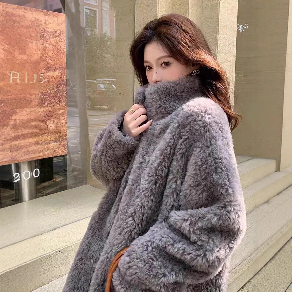 短納期ラムファーコート 女性 2026年冬新作 ラムスキンファー付きミディアム丈ファーコート