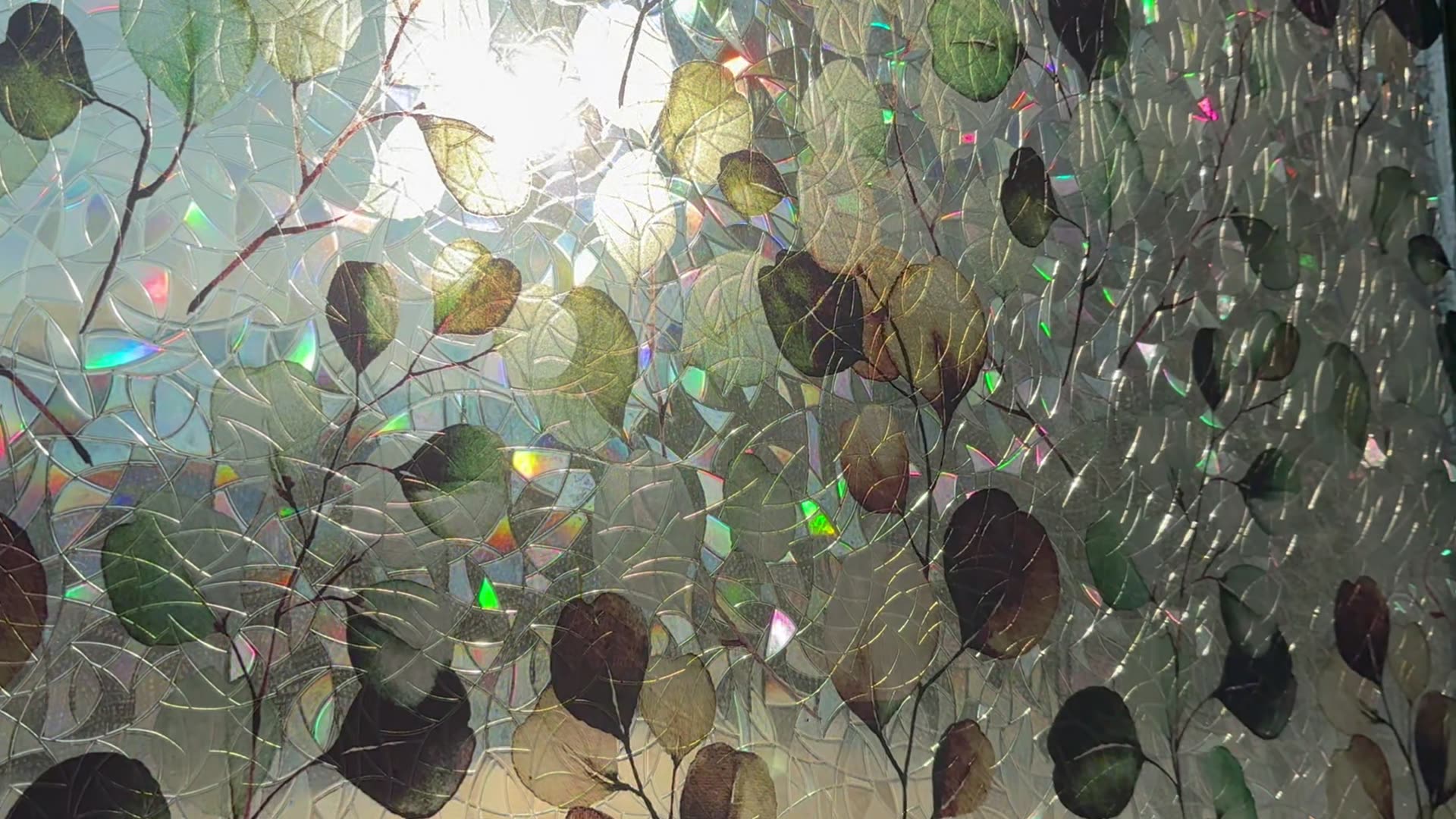 和風・北欧風兼ね備え：ユーカリの葉の水彩模様が 和室 リビングにも馴染む自然な存在感 5枚