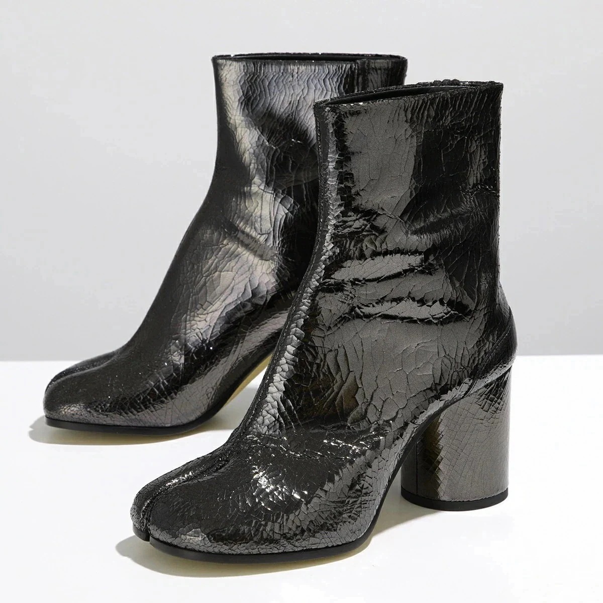 MAISON MARGIELA メゾンマルジェラ 22 ショートブーツ Tabi タビ S58WU0260 P5016 レディース ブロークンミラー 8cmヒー