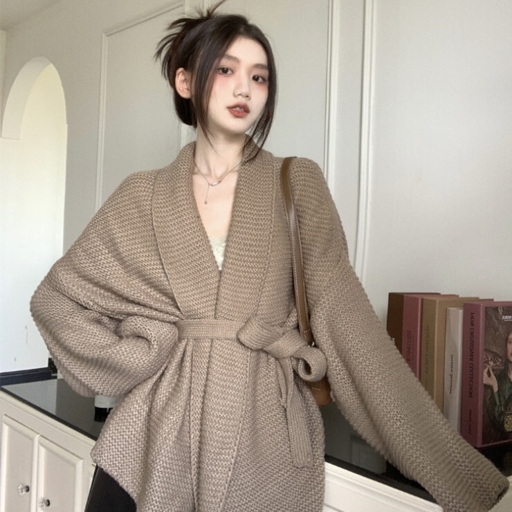 トップス レディース カーディガン セーター ロング丈 長袖 Vネック 襟なし ウエストリボン 前開き 厚手 かわいい 大人可愛い きれいめ シンプル カジュアル 大人 上品 おしゃれ お洒落