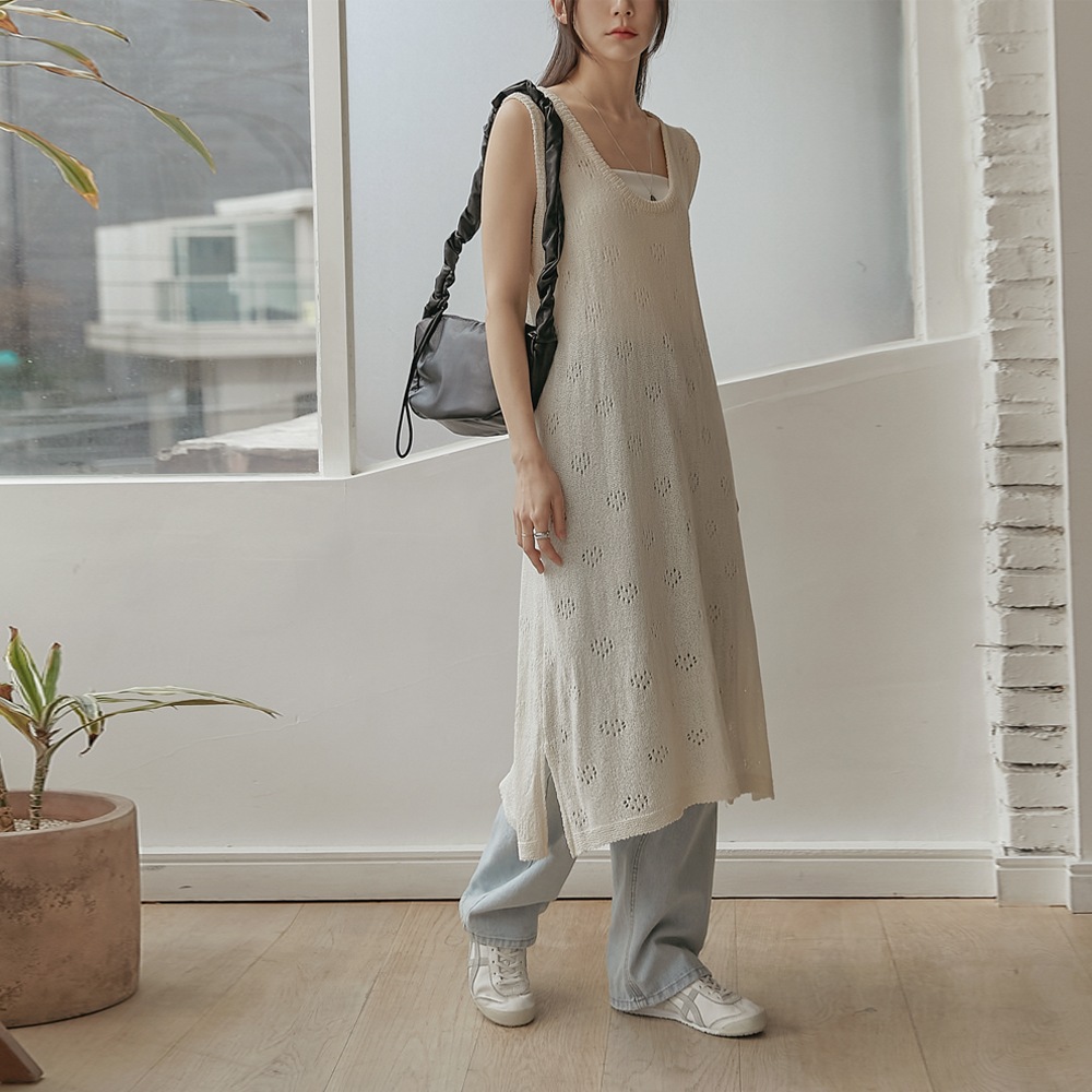 ロイジスリットパンチングニットビスティエワンピース