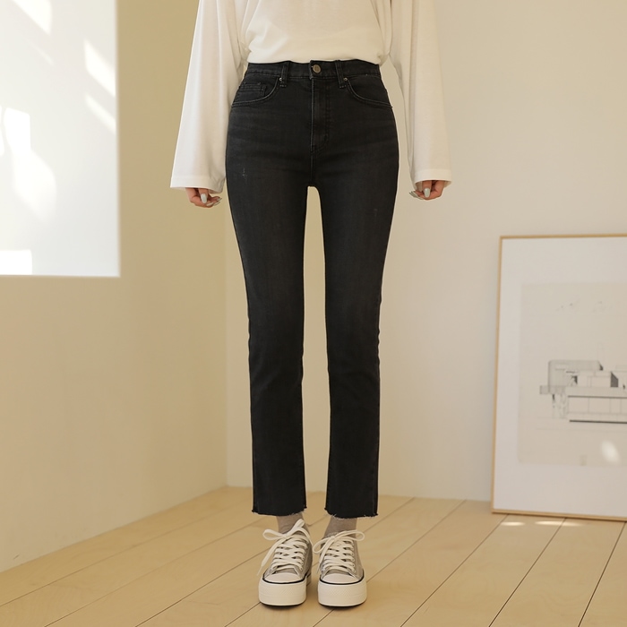 [韓国ファッション] あったか起毛 ブラックデニムストレッチストレートパンツ