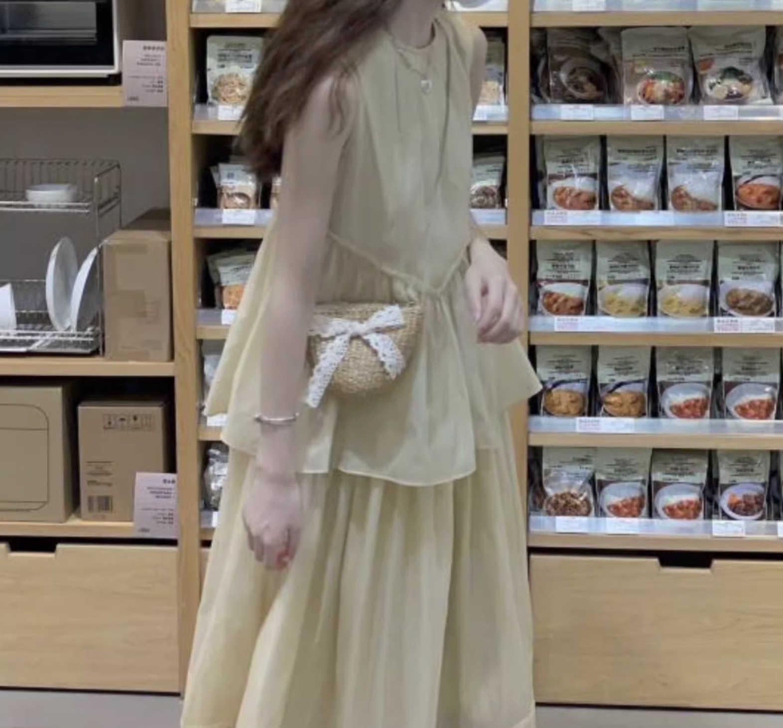 レディース ワンピース デート ティアードワンピース ワンピドレス ロング ロング丈 袖なし ノースリーブ ラウンドネック クルーネック 襟なし セミフレア Aライン 切り替えデザイン かわいい