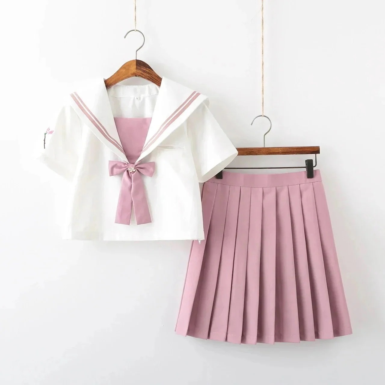 学生制服 入荷 大きいサイズ 刺繡学生制服 長袖半袖セーラー服 セット ミニqoo10 正統派 リボン 半袖 コスプレ ピンク コスムスーツスカートスーツ
