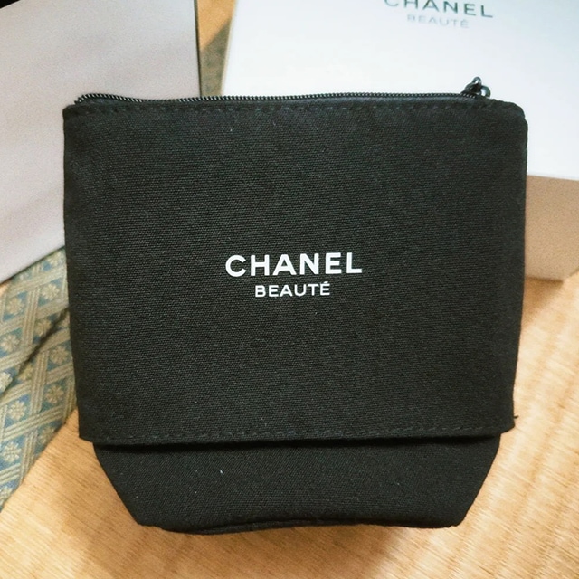 Qoo10] CHANEL コスメ ノベルティ海外限定商品!! コス : バッグ