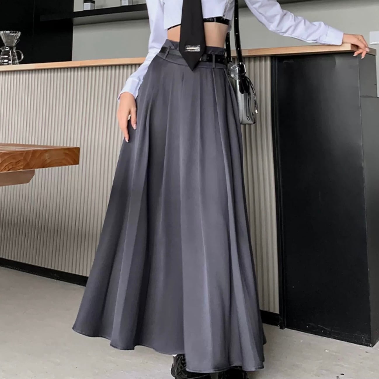 トレンド 韓国風 オルチャン ロングスカート ロング丈 スカート タックスカート プリーツスカート 縦長 骨格 ワイド Aライン かわいい 大人可愛い きれいめ シンプル カジュアル 大人