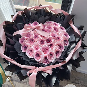 黒梅ソース愛好家の不滅の花バラの花束シミュレーション石鹸の花のギフトガールフレンドの誕生日バレンタインデー