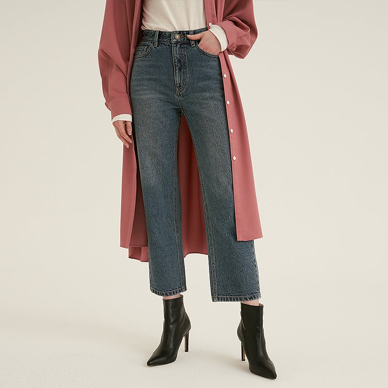 ストレートフィット