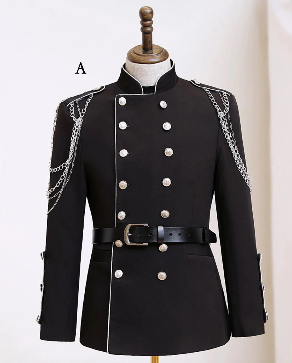 【急速出荷!】ステージ衣装 メンズ 舞台向け スーツ ジャケット ボタン 黒 立ち襟 スタンドカラー 肩にチェーン付き ベルト付き 欧米 パンク ジャズ ダンス 演出 ジャケット 王子様 貴族 兵隊