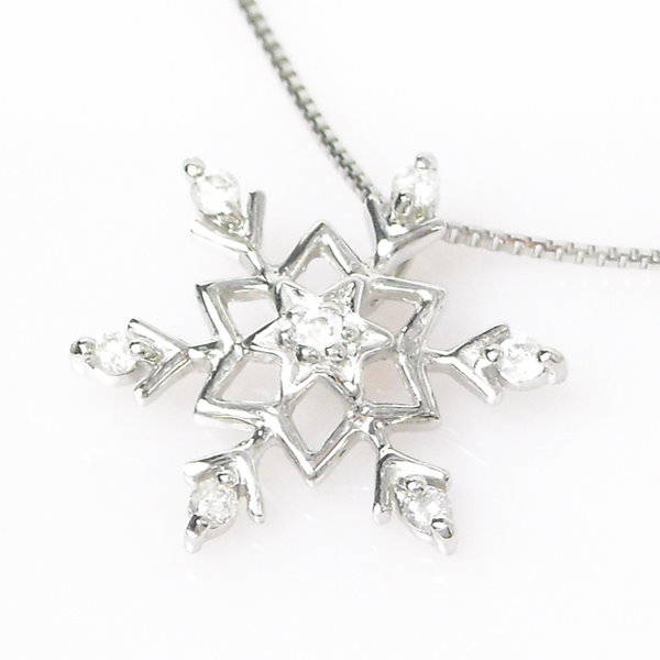 4℃プラチナ 雪の結晶 ネックレス プラチナの雪の結晶ネックレス