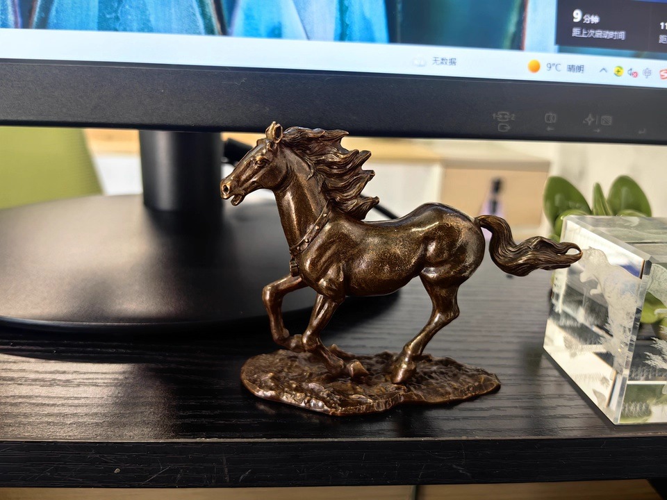 銅製馬の像 8.3*10.5*3.8cm重さ310g 馬クラブの乗馬愛好者向けギフト 馬術クラブ用人形 自然部屋のインテリア 動物像 4,100円