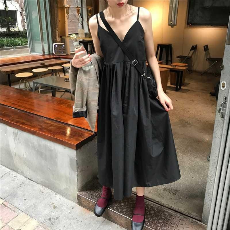 Vネックキャミソールワンピース ブラックワンピース サスペンダー ワンピース ドレス サマーワンピ ブラックコーデ レディース ママコーデ. マタニティー 大人可愛い a4178