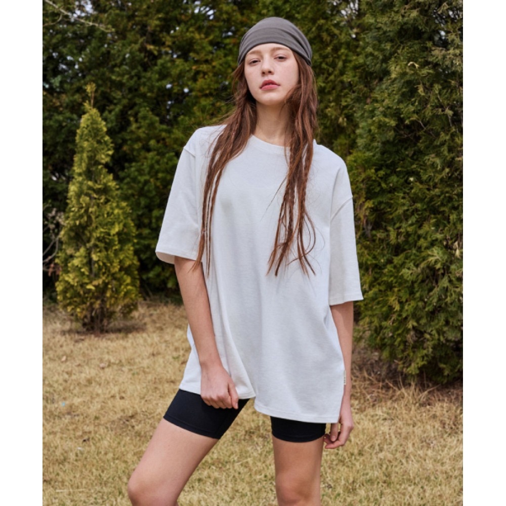 デヴィ-T0156-ホワイトデヴィ-T0156-ピグメントルーズフィットTシャツ