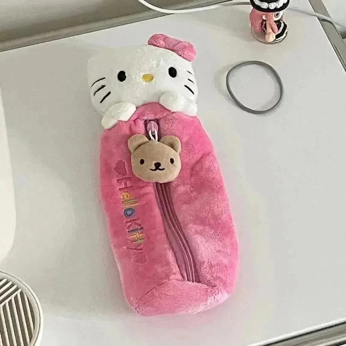 【2個買うと1個無料】サンリオ10セットの卸売価格【3日で発送】ハローキティ 学生文具 軽量 通学用 購入で200円引き 人気商品 高校生 超お得 ソフトペンケース 韓国文具 文具ペンケース32