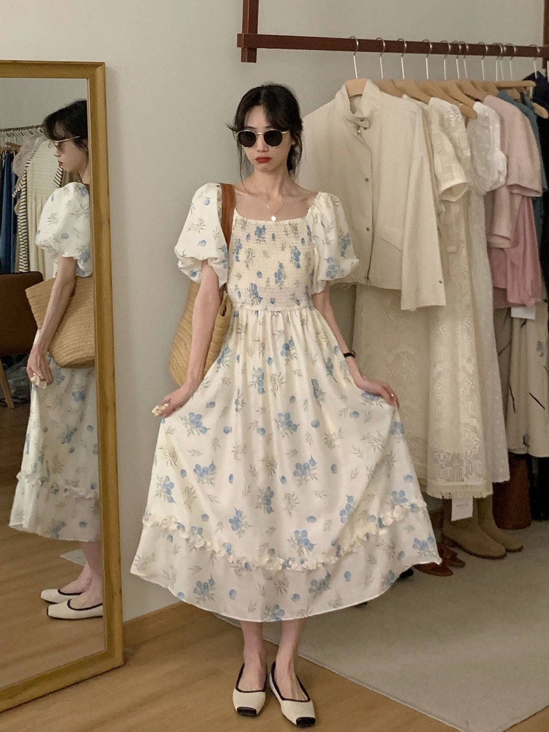 ワンピース 11 フレンチスクエアカラーパフスリーブ女性のためのフローラルドレス r n1001-青色の花のスカート単一層不容疑 r n1002-アプリコットフローラルスカート r n2