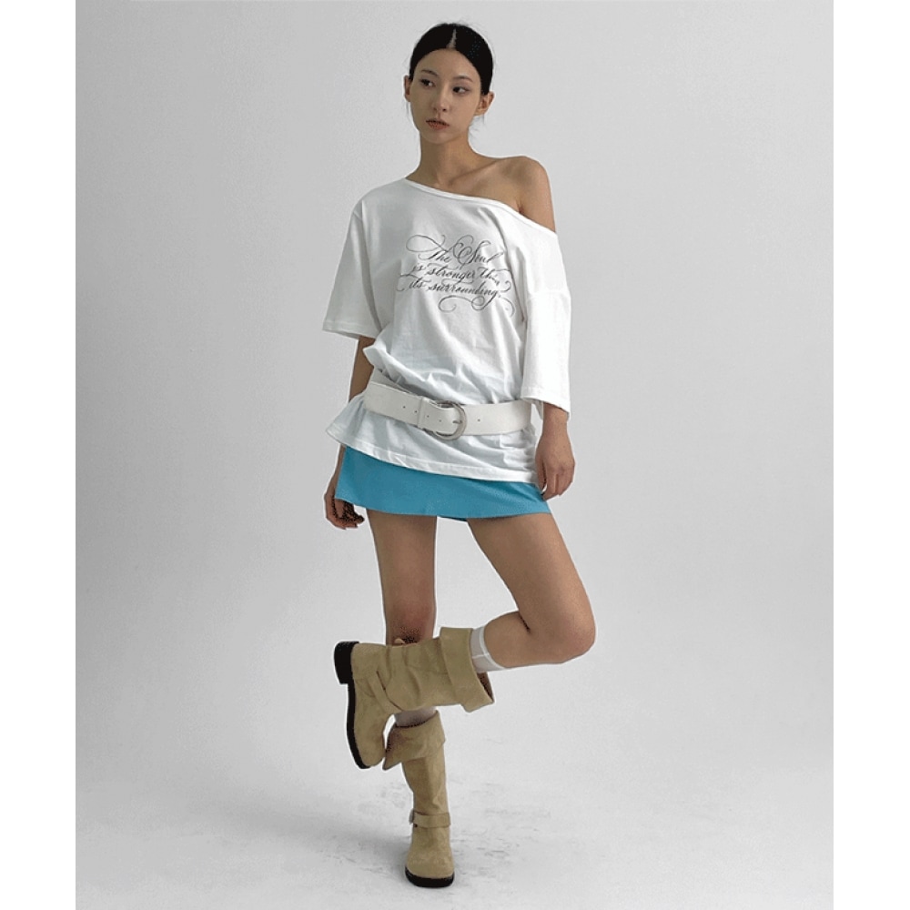 ブラックアップソレクトレタリングオフショルダー半袖Tシャツ