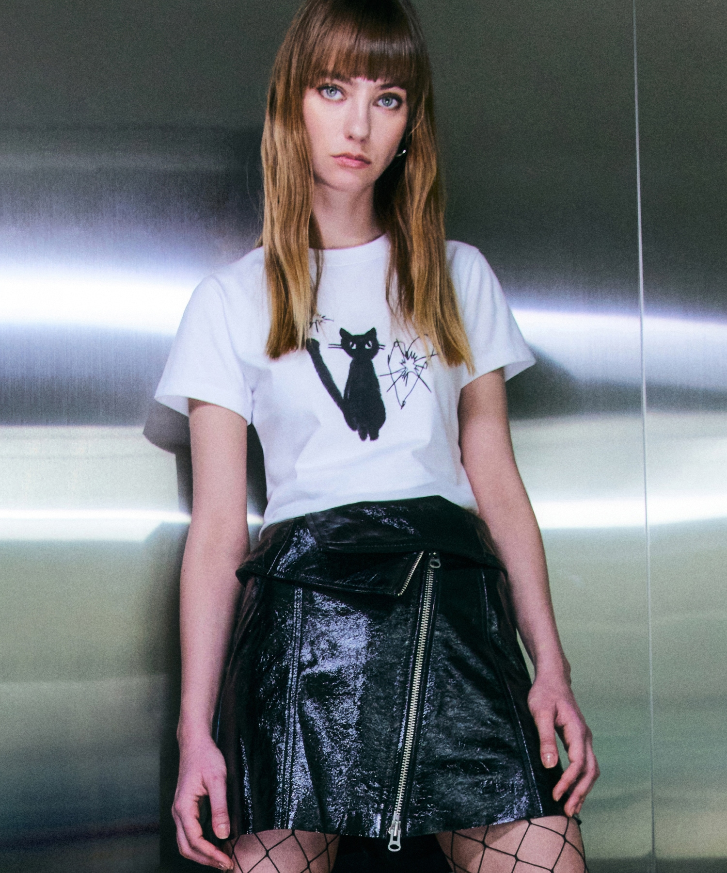 ファレット (返品無料) ナイトネロクロップショートスリーブ T シャツホワイト