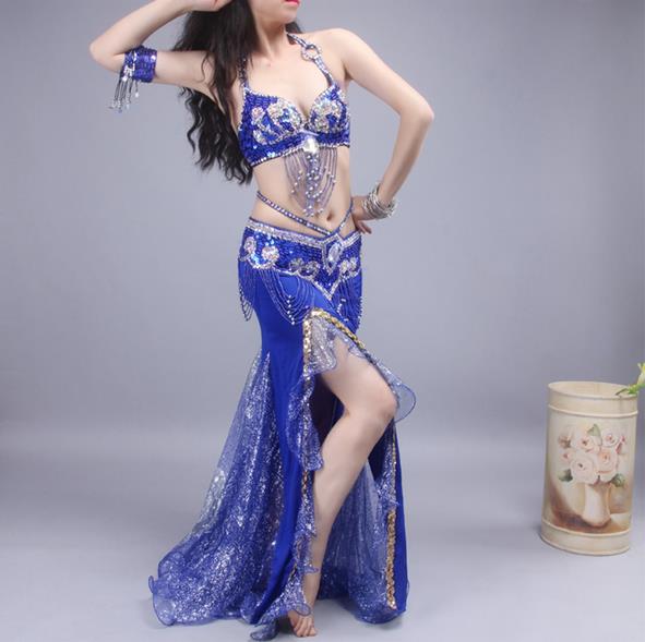 再販売 全サイズ 11色 上下セット＋ 腰巻き ３点セット ベリーダンス衣装 フリンジ スパンコール クラーデション コスチューム 社交ダンス ダンス服 ストレッチ大きサイズ レディース