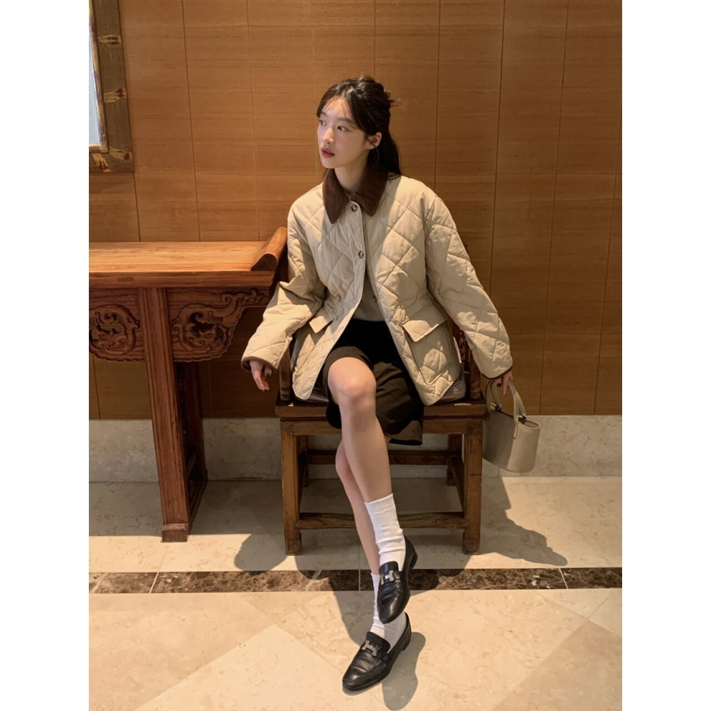 エーティーコーナーキルトハーフジャケットベージュ (AEJU4A4P2I2)