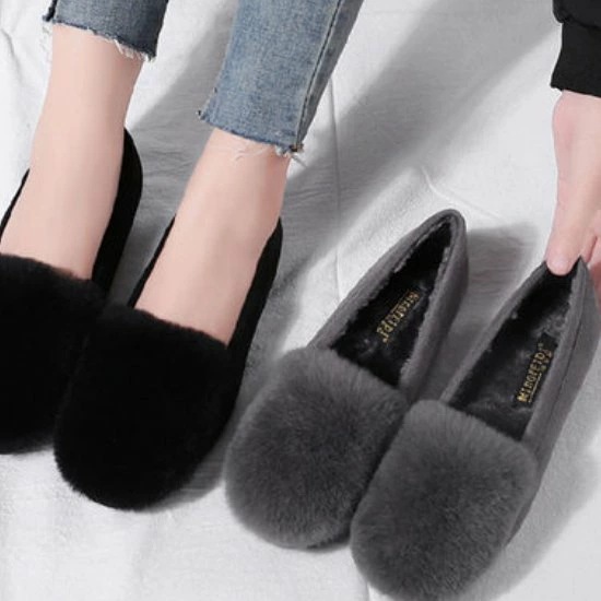 取寄シューズ スリッポン ローヒール レディース ぺたんこ シューズ 靴 ラウンドトゥ 1-3cmヒール スエード リボン おしゃれ モコモコ ブラック グレー 大きいサイズ カジュアル 7,065円